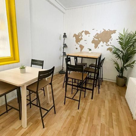 Az The Bridge Hostel - Coliving Saragossa Zewnętrze zdjęcie