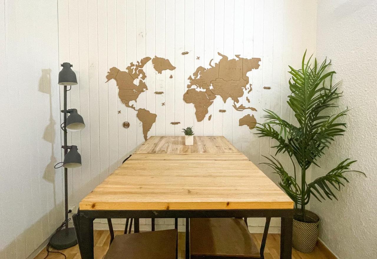 Az The Bridge Hostel - Coliving Saragossa Zewnętrze zdjęcie