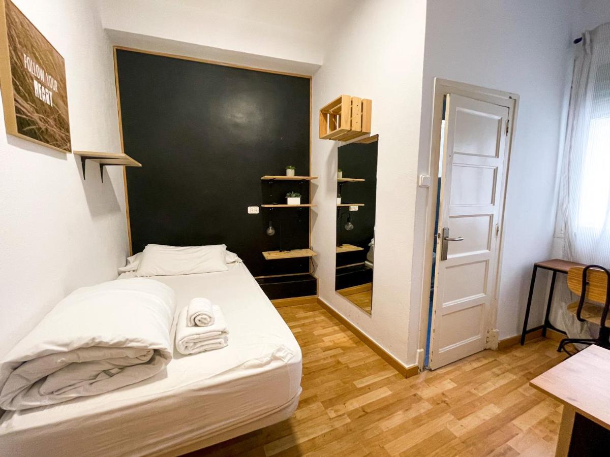 Az The Bridge Hostel - Coliving Saragossa Zewnętrze zdjęcie