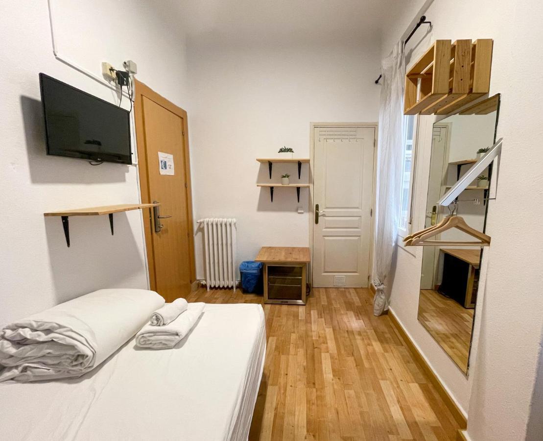 Az The Bridge Hostel - Coliving Saragossa Zewnętrze zdjęcie